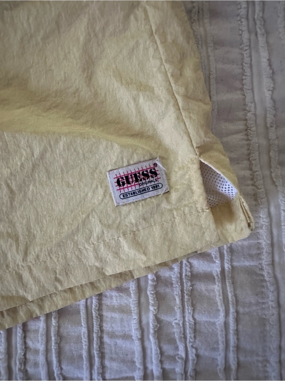 Guess Originals Established 1981 Swim Shorts – Butter Yellow – Size M - Picture 3 of 7